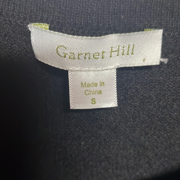 Cashmere carnigan sweater, great condition, lightly used - Picture 2 of 3